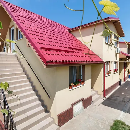 Casa Dinii بيت ضيافة كونستانتا