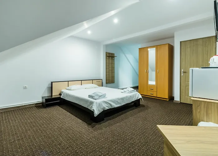 Casa Dinii Pensiune Constanţa